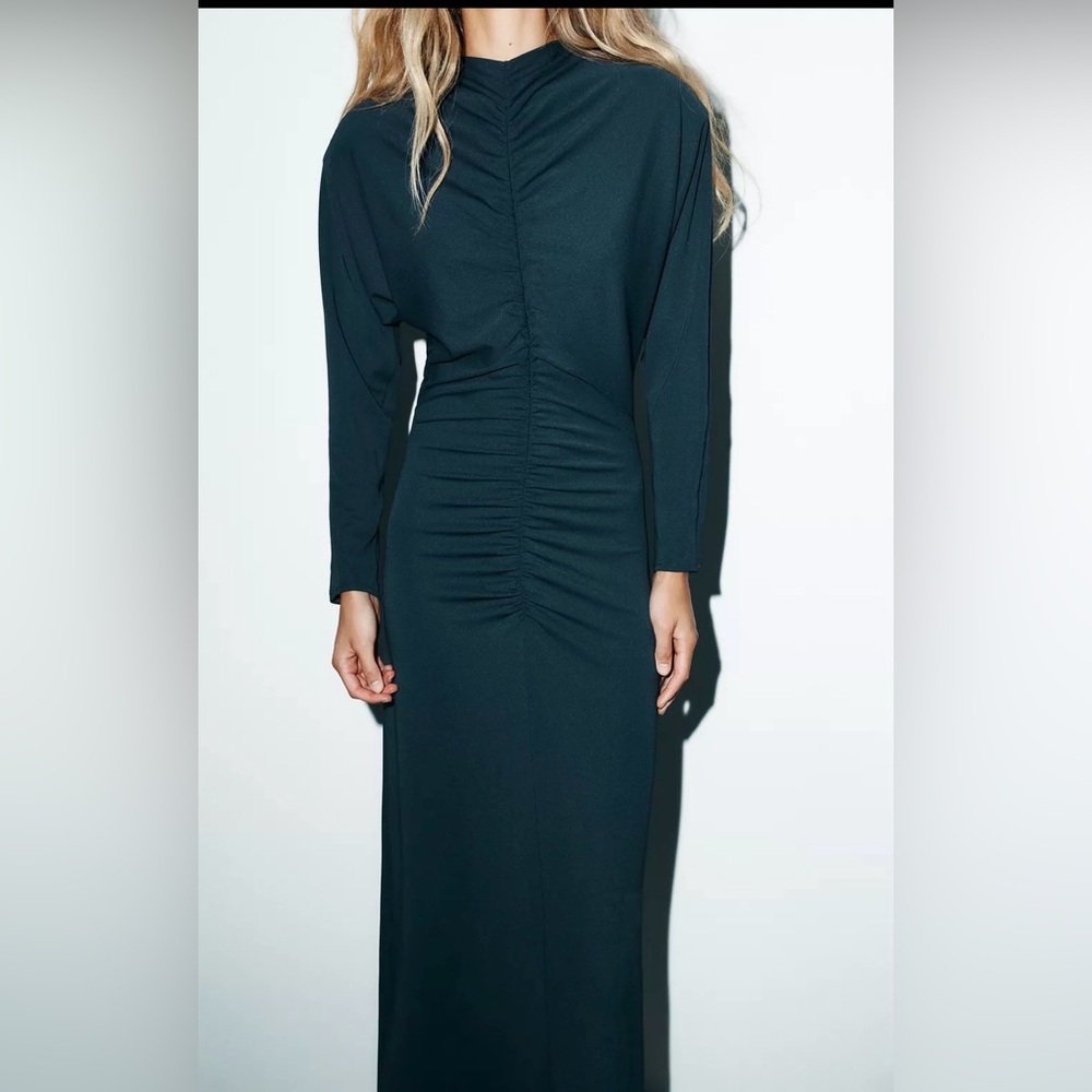 🔥🔥Zara crepe shoulder pad dress   Maxi Dress - Picture 2 of 6